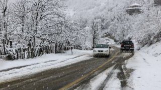 هواشناسی ایران/ بارش برف و باران در محورهای مواصلاتی ۸ استان هواشناسی ایران/ بارش برف و باران در محورهای مواصلاتی ۸ استان