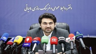 عبدالناصر همتی امروز چهارشنبه در نخستین اجلاس مدیران مالیاتی سراسر کشور در دولت چهاردهم اظهار داشت: باید اعتماد را به مردم بازگردانیم عبدالناصر همتی امروز چهارشنبه در نخستین اجلاس مدیران مالیاتی سراسر کشور در دولت چهاردهم اظهار داشت: باید اعتماد را به مردم بازگردانیم